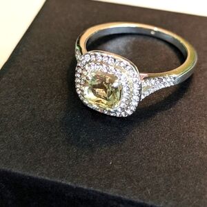 Yellow and White Moissanite Ring 8